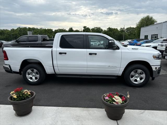 2025 RAM Ram 1500 RAM 1500 TRADESMAN CREW CAB 4X4 57 BOX