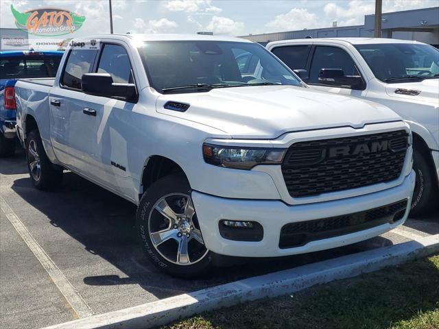 2025 RAM Ram 1500 RAM 1500 TRADESMAN CREW CAB 4X2 57 BOX