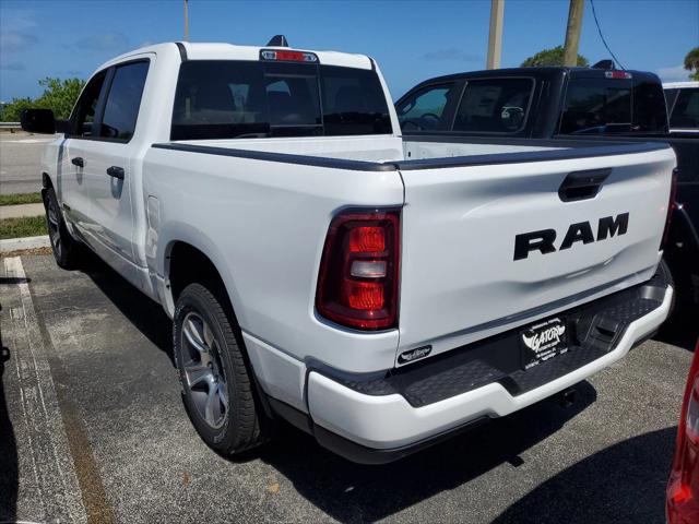 2025 RAM Ram 1500 RAM 1500 TRADESMAN CREW CAB 4X2 57 BOX