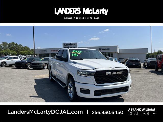 2025 RAM Ram 1500 RAM 1500 BIG HORN CREW CAB 4X2 57 BOX