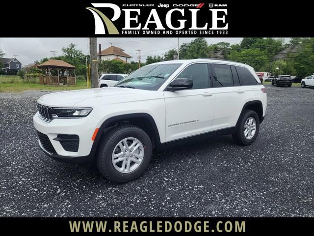 2024 Jeep Grand Cherokee GRAND CHEROKEE LAREDO 4X4