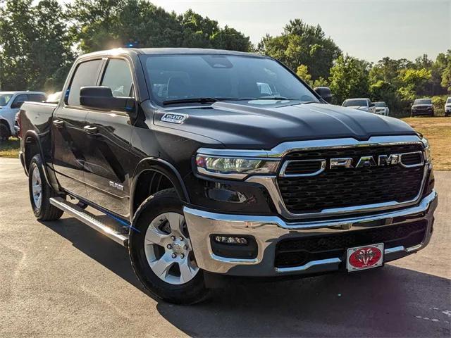 2025 RAM Ram 1500 RAM 1500 BIG HORN CREW CAB 4X2 57 BOX