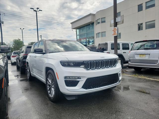 2024 Jeep Grand Cherokee GRAND CHEROKEE SUMMIT 4X4