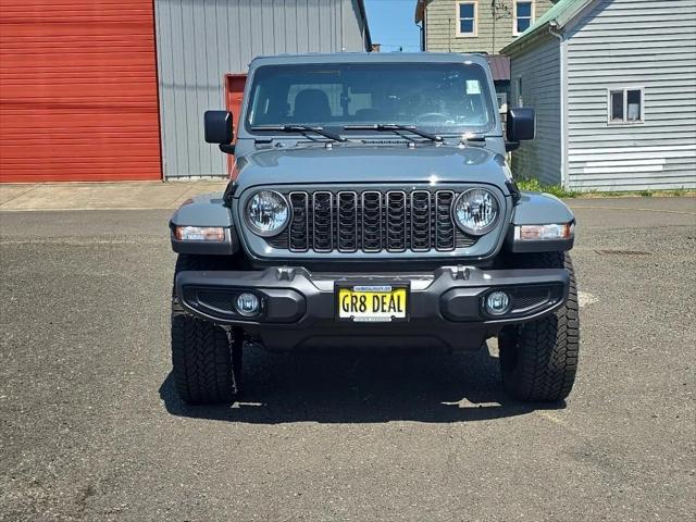 2024 Jeep Gladiator GLADIATOR NIGHTHAWK 4X4