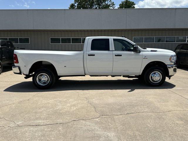 2024 RAM Ram 3500 RAM 3500 TRADESMAN CREW CAB 4X4 8 BOX