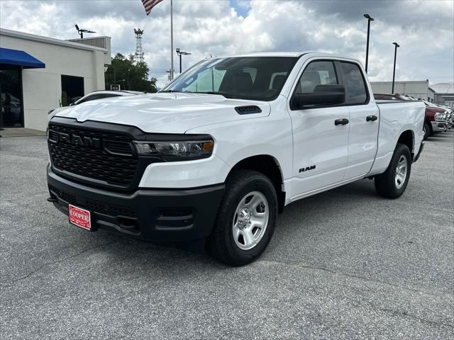 2025 RAM Ram 1500 RAM 1500 TRADESMAN QUAD CAB 4X4 64 BOX