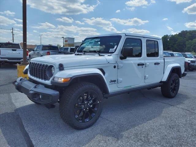 2024 Jeep Gladiator GLADIATOR NIGHTHAWK 4X4