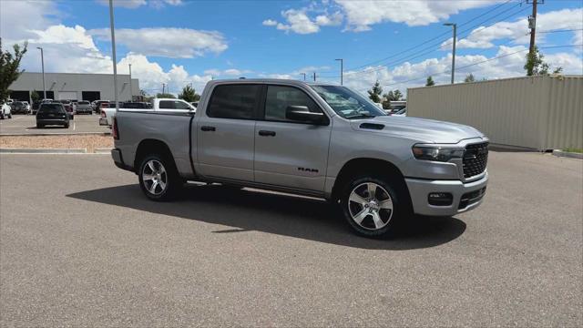 2025 RAM Ram 1500 RAM 1500 TRADESMAN CREW CAB 4X4 57 BOX