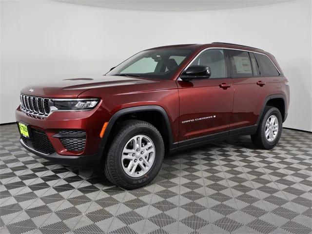 2024 Jeep Grand Cherokee GRAND CHEROKEE LAREDO 4X4