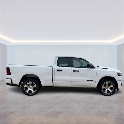 2025 RAM Ram 1500 RAM 1500 TRADESMAN QUAD CAB 4X4 64 BOX