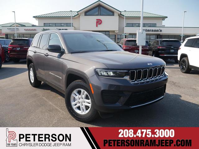 2024 Jeep Grand Cherokee GRAND CHEROKEE LAREDO 4X4