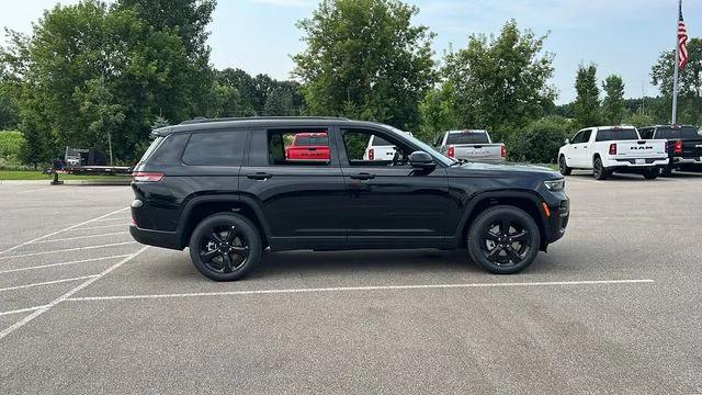 2024 Jeep Grand Cherokee GRAND CHEROKEE L LIMITED 4X4