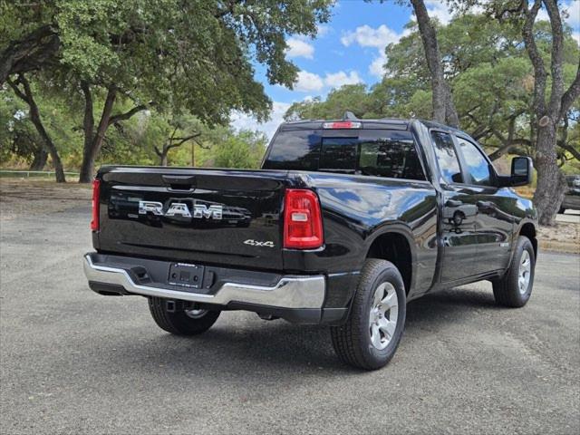 2025 RAM Ram 1500 RAM 1500 TRADESMAN QUAD CAB 4X4 64 BOX