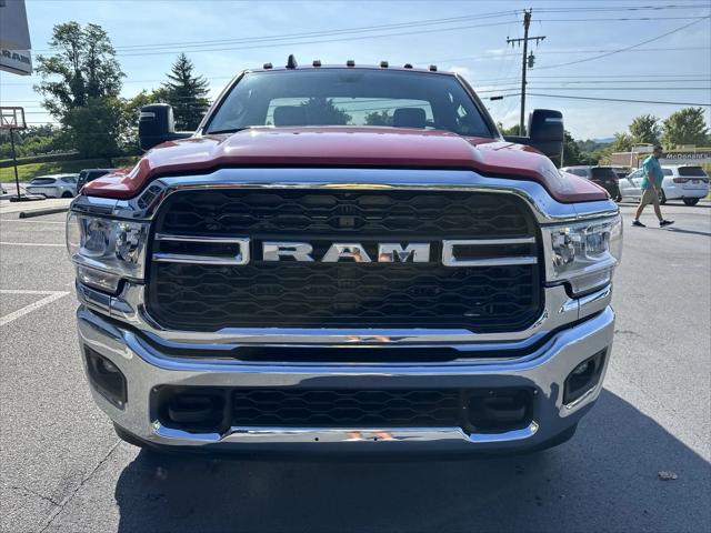 2024 RAM Ram 3500 Chassis Cab RAM 3500 TRADESMAN CHASSIS REGULAR CAB 4X4 60 CA