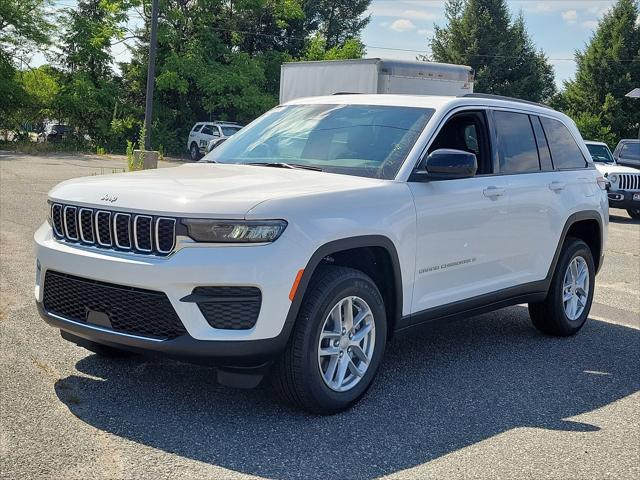 2024 Jeep Grand Cherokee GRAND CHEROKEE LAREDO X 4X4