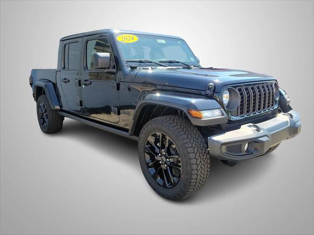 2024 Jeep Gladiator GLADIATOR NIGHTHAWK 4X4