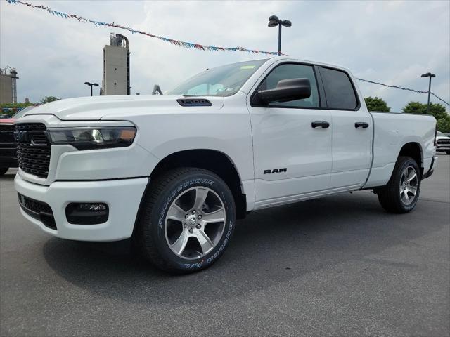 2025 RAM Ram 1500 RAM 1500 TRADESMAN QUAD CAB 4X4 64 BOX