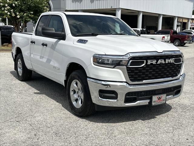 2025 RAM Ram 1500 RAM 1500 TRADESMAN QUAD CAB 4X2 64 BOX