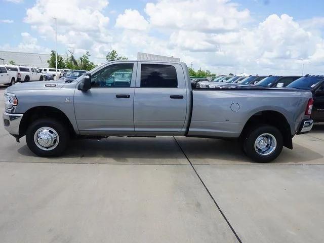 2024 RAM Ram 3500 RAM 3500 TRADESMAN CREW CAB 4X4 8 BOX