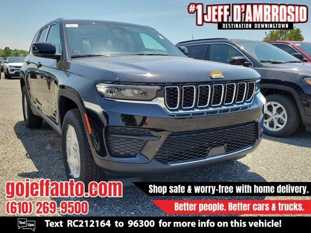 2024 Jeep Grand Cherokee GRAND CHEROKEE LAREDO 4X4