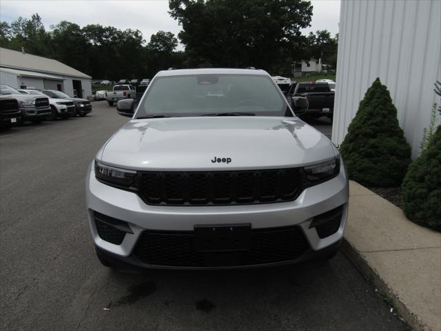 2024 Jeep Grand Cherokee GRAND CHEROKEE ALTITUDE 4X4