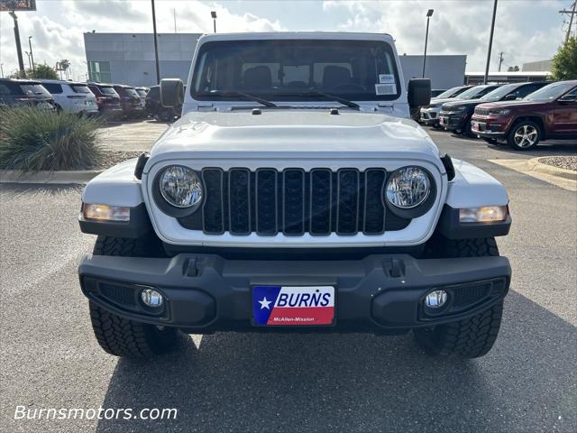 2024 Jeep Gladiator GLADIATOR NIGHTHAWK 4X4