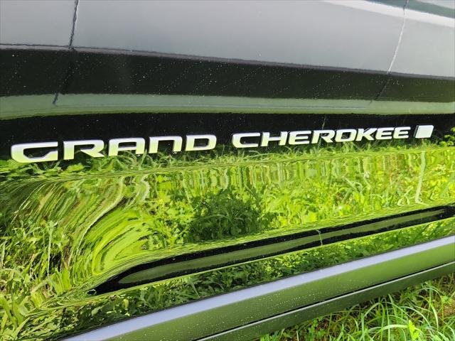 2024 Jeep Grand Cherokee GRAND CHEROKEE L LIMITED 4X4