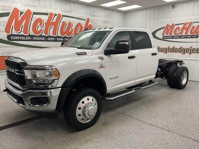 2024 RAM Ram 4500 Chassis Cab RAM 4500 SLT CHASSIS CREW CAB 4X4 60 CA