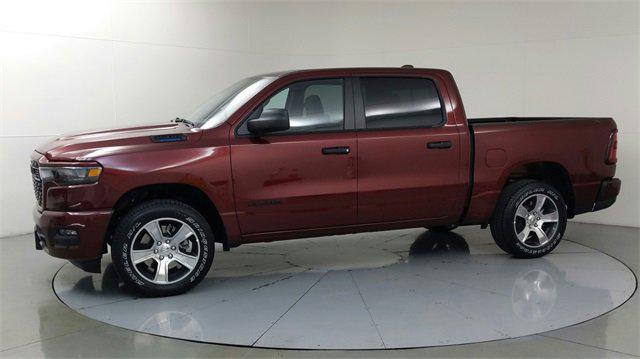 2025 RAM Ram 1500 RAM 1500 TRADESMAN CREW CAB 4X4 57 BOX