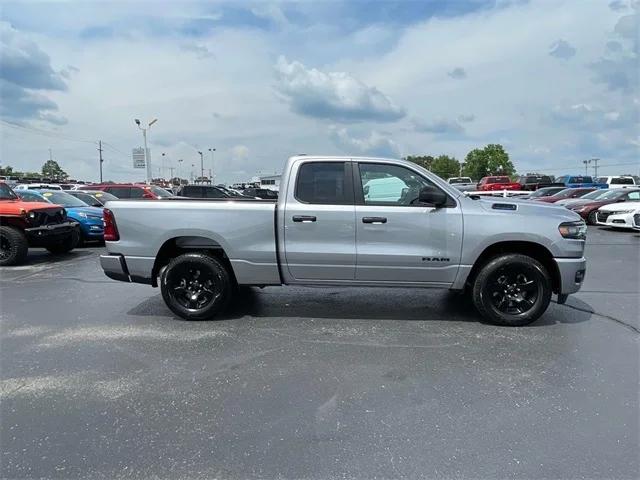 2025 RAM Ram 1500 RAM 1500 TRADESMAN QUAD CAB 4X4 64 BOX