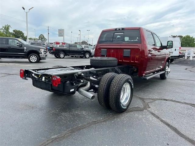 2024 RAM Ram 3500 Chassis Cab RAM 3500 LARAMIE CREW CAB CHASSIS 4X4 60 CA