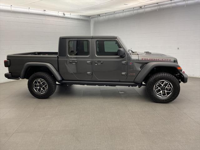 2024 Jeep Gladiator GLADIATOR RUBICON 4X4