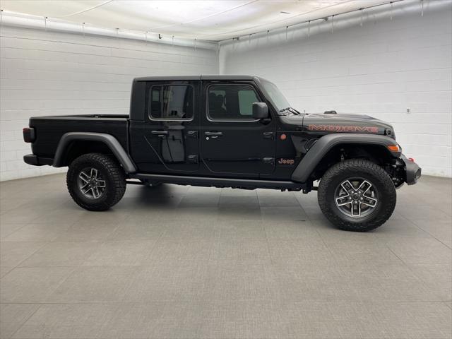 2024 Jeep Gladiator GLADIATOR MOJAVE 4X4