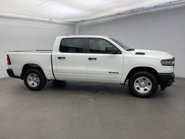 2025 RAM Ram 1500 RAM 1500 TRADESMAN CREW CAB 4X4 57 BOX