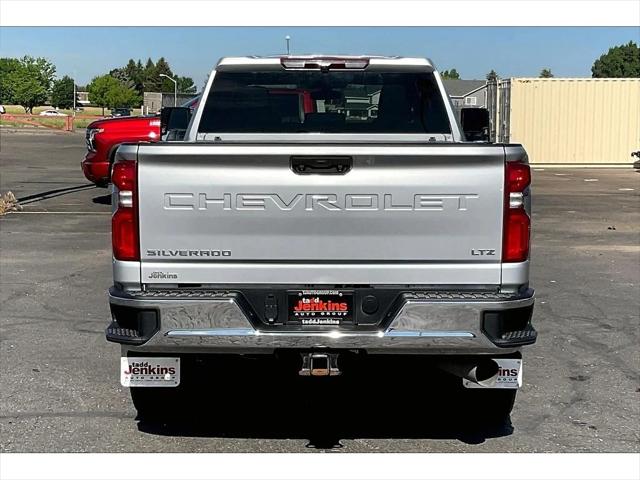 2021 Chevrolet Silverado 3500HD 4WD Crew Cab Long Bed LTZ