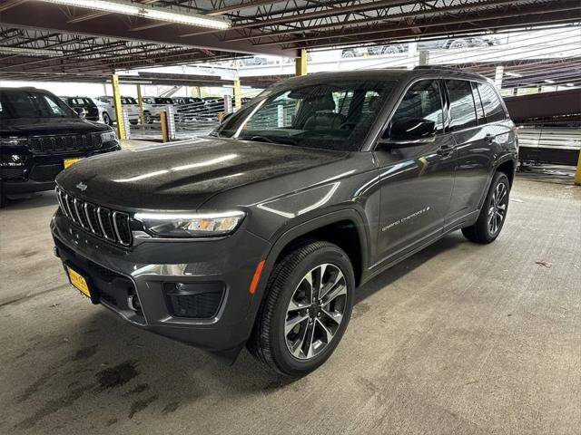 2024 Jeep Grand Cherokee GRAND CHEROKEE OVERLAND 4X4