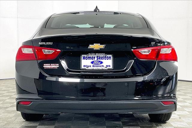 Used 2018 Chevrolet Malibu LT For Sale in Millington, TN