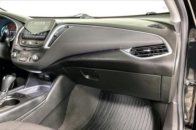 Used 2018 Chevrolet Malibu LT For Sale in Millington, TN
