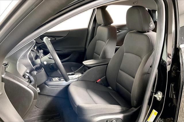 Used 2018 Chevrolet Malibu LT For Sale in Millington, TN