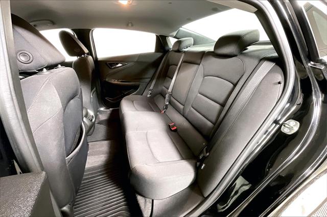Used 2018 Chevrolet Malibu LT For Sale in Millington, TN