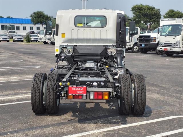 2024 Isuzu NRR Unknown