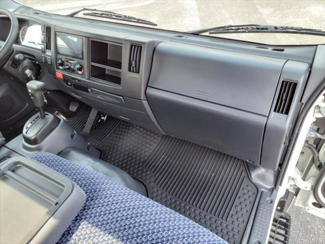 2024 Isuzu NRR Unknown