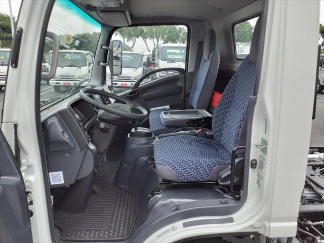 2024 Isuzu NRR Unknown