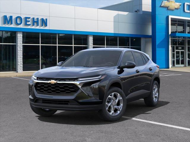 2024 Chevrolet Trax LS - Photo 6