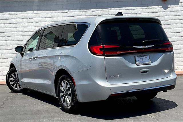 2023 Chrysler Pacifica Hybrid PACIFICA PLUG-IN HYBRID TOURING L 2023 Chrysler Pacifica Hybrid PACIFICA PLUG-IN HYBRID TOURING L