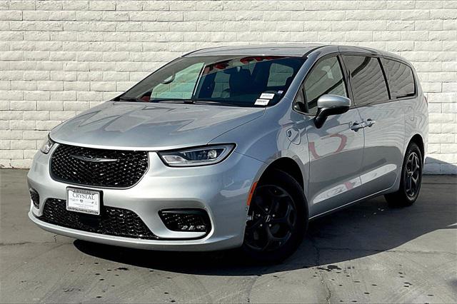 2023 Chrysler Pacifica Hybrid PACIFICA PLUG-IN HYBRID TOURING L 2023 Chrysler Pacifica Hybrid PACIFICA PLUG-IN HYBRID TOURING L