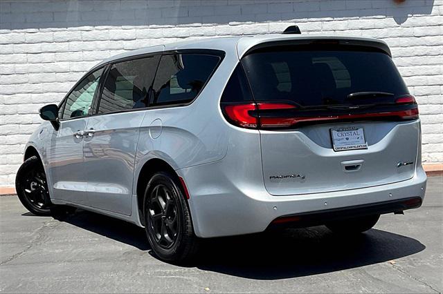2023 Chrysler Pacifica Hybrid PACIFICA PLUG-IN HYBRID TOURING L