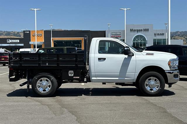 2024 RAM Ram 3500 RAM 3500 TRADESMAN REGULAR CAB 4X4 8 BOX
