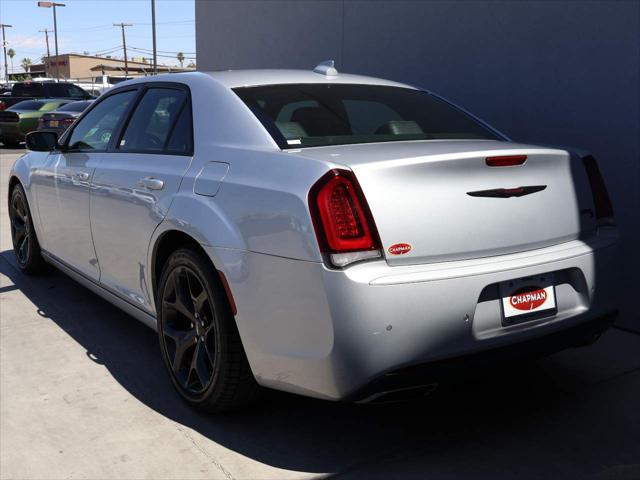 2022 Chrysler 300 S