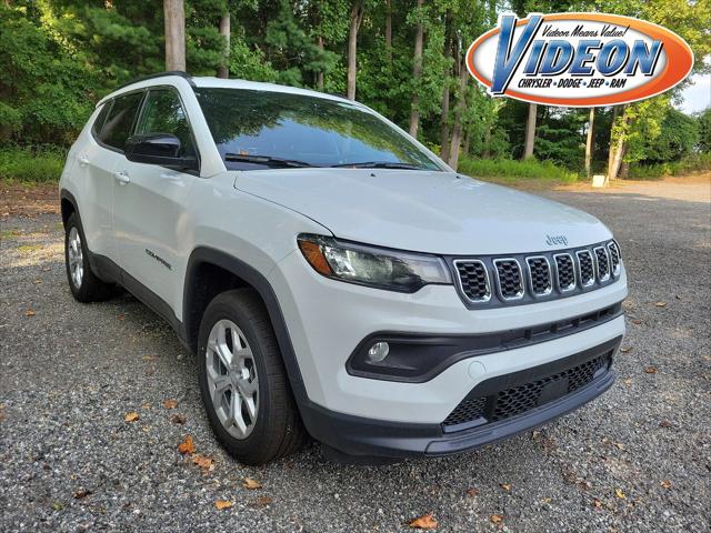 2024 Jeep Compass COMPASS LATITUDE 4X4